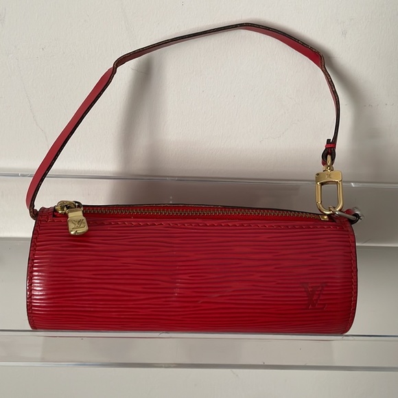 Authentic Louis Vuitton Papillon 30 with baby papillon clutch in genuine red epi - Picture 3 of 15